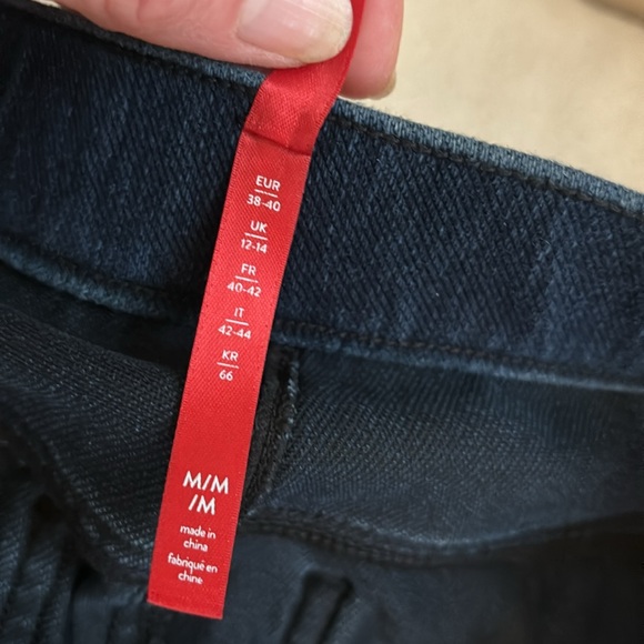 Spanx fitted dark washed jeans - Picture 9 of 10